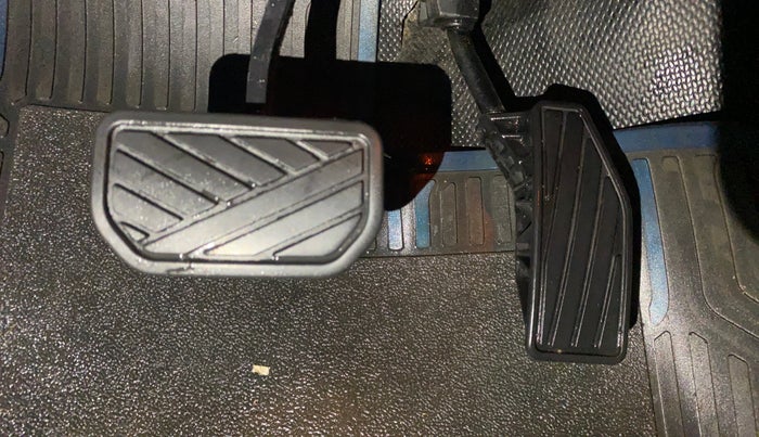 2023 Maruti Baleno ZETA 1.2 AGS, Petrol, Automatic, 21,447 km, Pedals