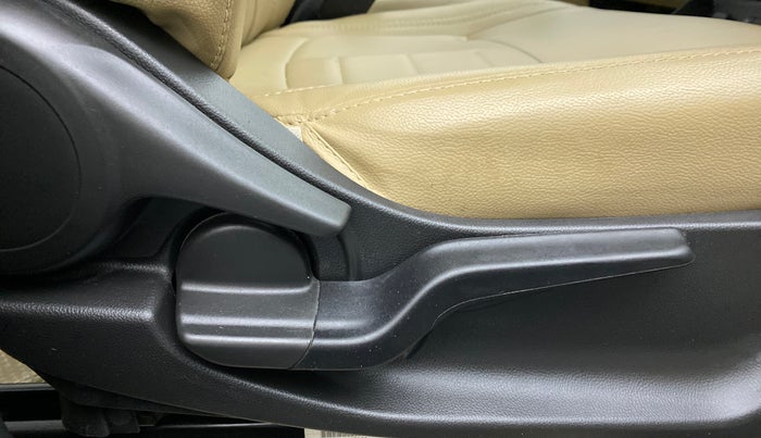 2022 Honda Amaze 1.2L I-VTEC VX, Petrol, Manual, 5,528 km, Driver Side Adjustment Panel