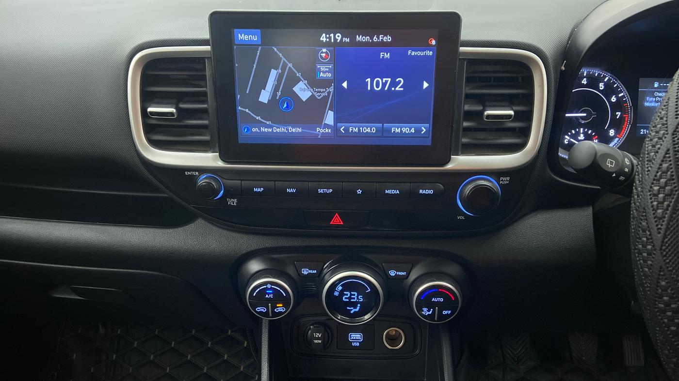 2021 Hyundai VENUE SX 1.0 (O) TURBO, Petrol, Manual, 13,011 km, Air Conditioner