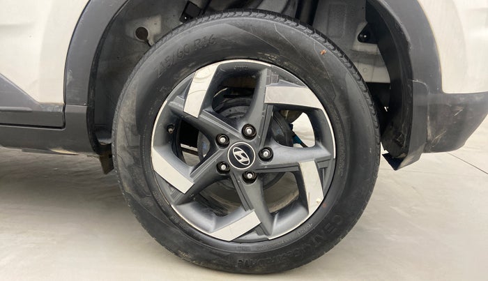 2021 Hyundai VENUE SX 1.0 (O) TURBO, Petrol, Manual, 13,011 km, Left Rear Wheel