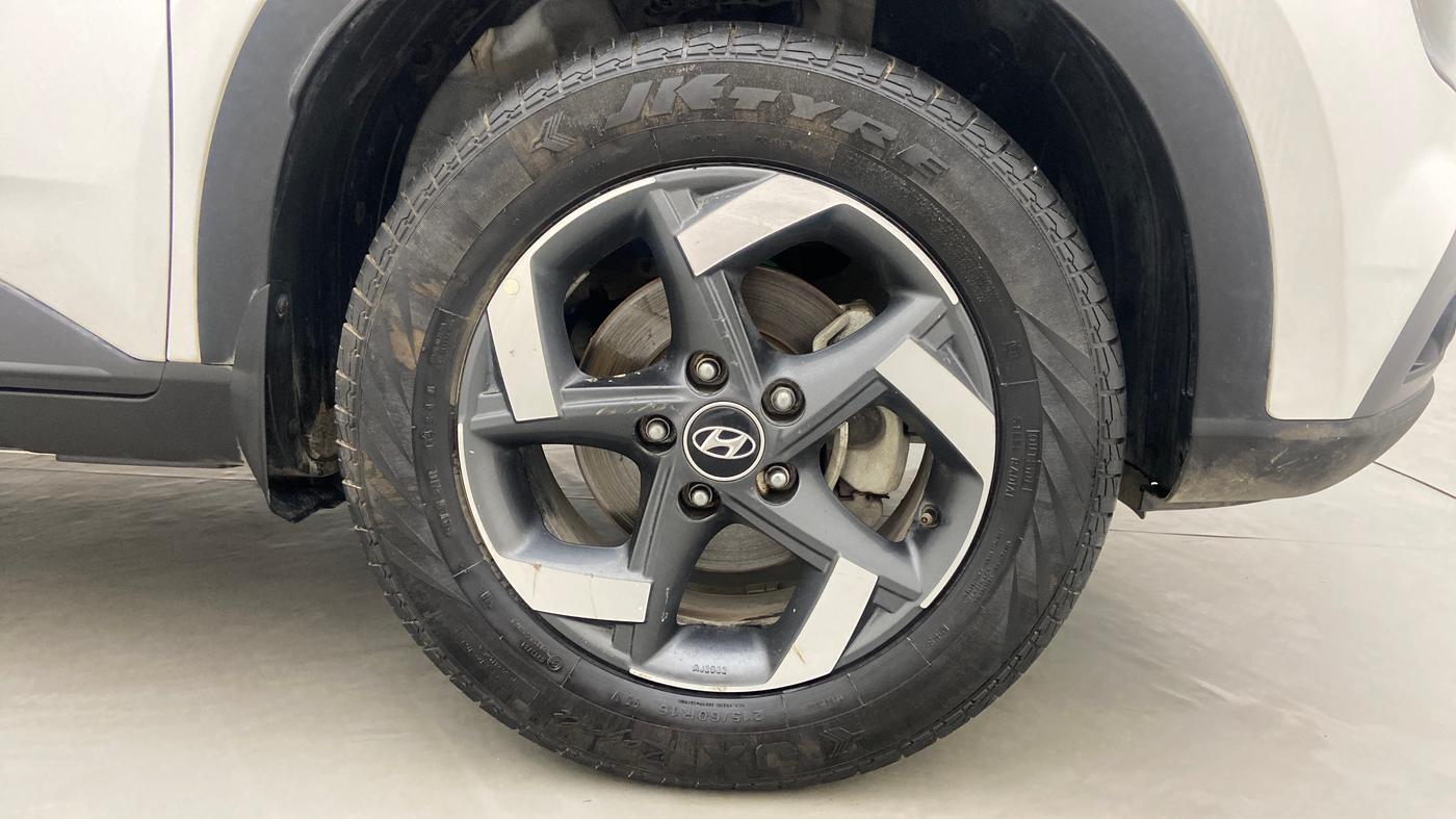 2021 Hyundai VENUE SX 1.0 (O) TURBO, Petrol, Manual, 13,011 km, Right Front Wheel