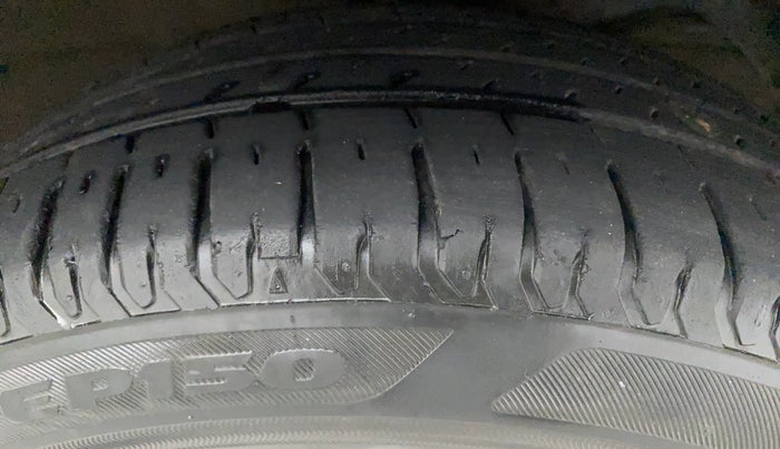 2018 Maruti Dzire ZXI PLUS, Petrol, Manual, 46,926 km, Right Front Tyre Tread