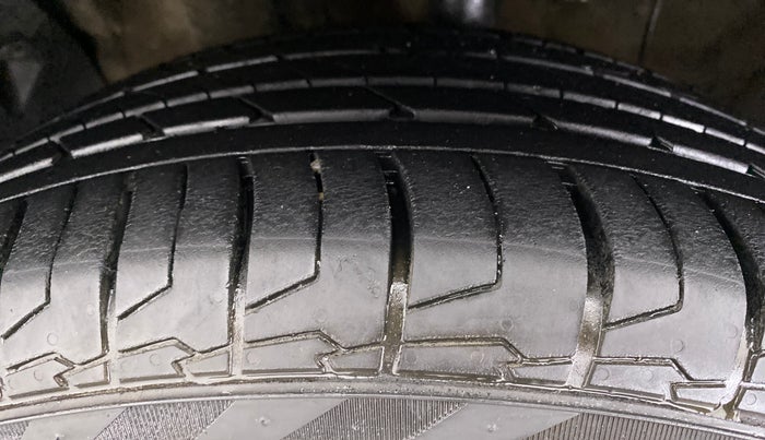 2020 Hyundai Creta 1.5 SX (O) AT, Petrol, Automatic, 13,918 km, Left Front Tyre Tread