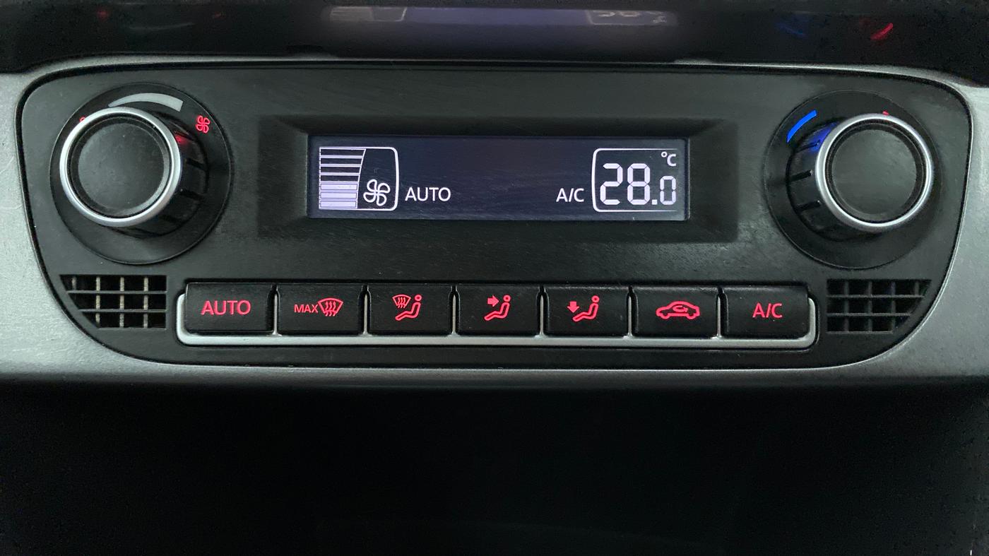 2020 Volkswagen Polo HIGHLINE PLUS 1.0 TSI MT, Petrol, Manual, 27,313 km, Automatic Climate Control