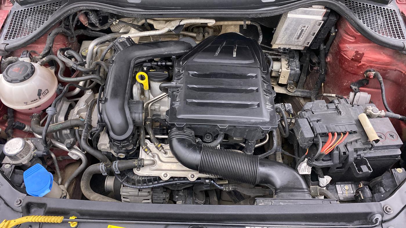 2020 Volkswagen Polo HIGHLINE PLUS 1.0 TSI MT, Petrol, Manual, 27,313 km, Open Bonet