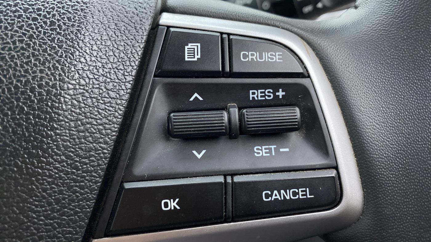 2022 Hyundai Verna SX 1.5 VTVT IVT, Petrol, Automatic, 16,626 km, Adaptive Cruise Control