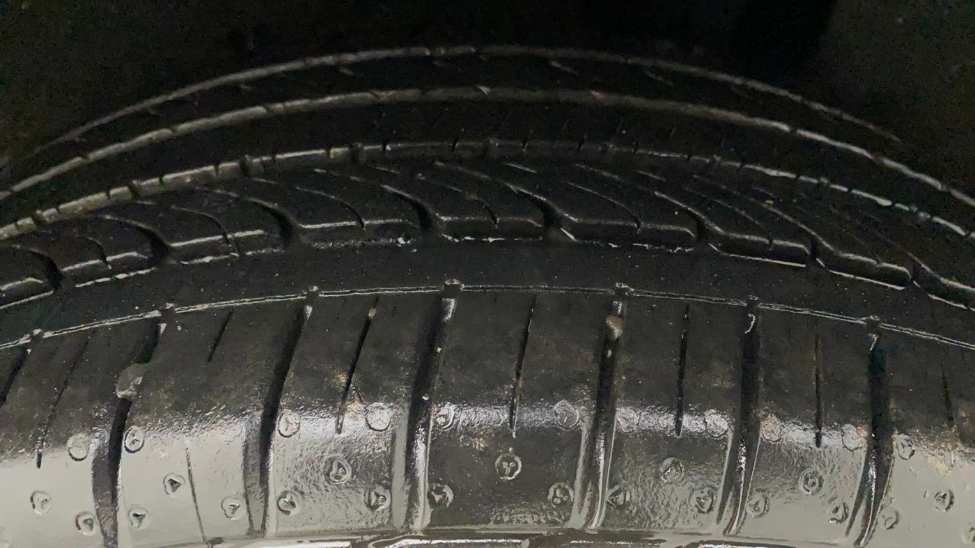 2019 Maruti Baleno ZETA PETROL 1.2, Petrol, Manual, 96,146 km, Left Rear Tyre Tread