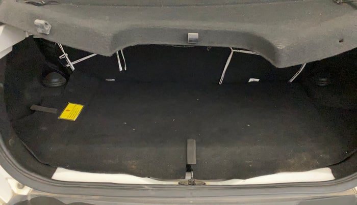 2023 Tata PUNCH PURE MT CNG, CNG, Manual, 35,762 km, Boot Inside