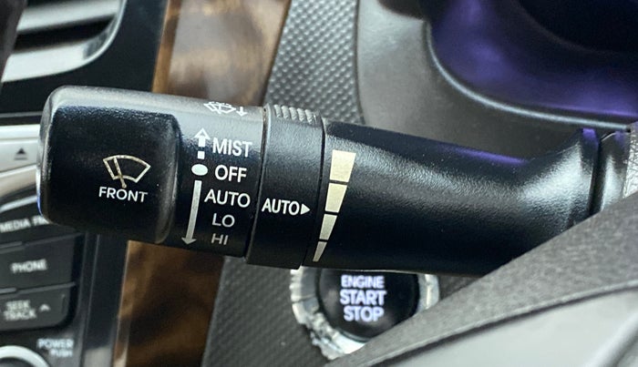 2015 Hyundai Verna 1.6 VTVT SX, Petrol, Manual, 62,728 km, Rain Sensing Wipers