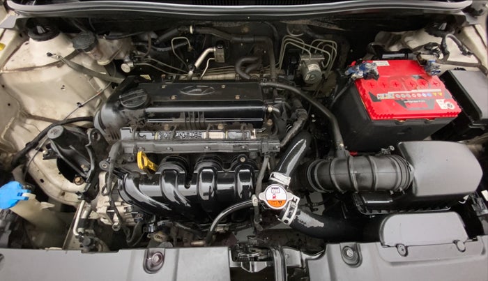 2015 Hyundai Verna 1.6 VTVT SX, Petrol, Manual, 62,728 km, Open Bonet