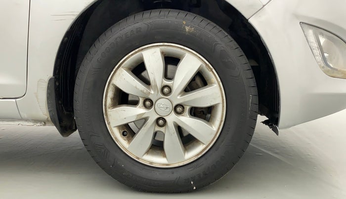 2013 Hyundai i20 SPORTZ 1.2, Petrol, Manual, 41,222 km, Right Front Wheel