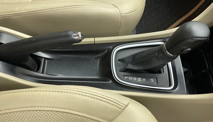 2021 Maruti Ciaz ALPHA  AT 1.5 SHVS PETROL, Petrol, Automatic, 14,010 km, Gear Lever