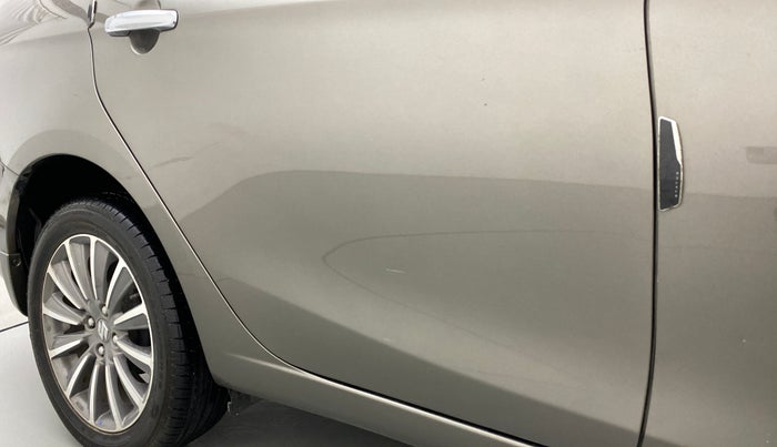 2021 Maruti Ciaz ALPHA  AT 1.5 SHVS PETROL, Petrol, Automatic, 14,010 km, Right rear door - Slightly dented
