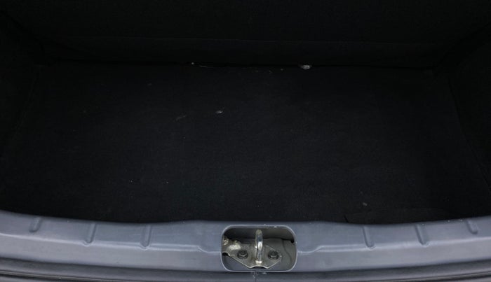 2022 Hyundai NEW SANTRO ERA EXECUTIVE, Petrol, Manual, 68,699 km, Boot Inside
