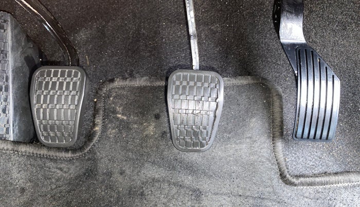 2022 Tata PUNCH ACCOMPLISHED MT, Petrol, Manual, 17,195 km, Pedals