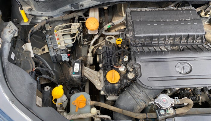 2022 Tata PUNCH ACCOMPLISHED MT, Petrol, Manual, 17,195 km, Engine View - Right