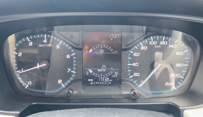 2022 Tata PUNCH ACCOMPLISHED MT, Petrol, Manual, 17,195 km, Odometer Image