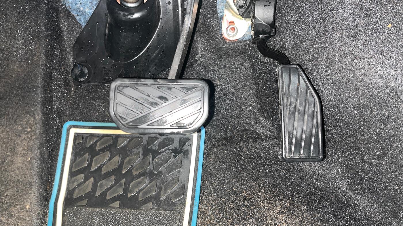 2024 Maruti New Wagon-R ZXI PLUS 1.2 AMT DUAL TONE, Petrol, Automatic, 29,981 km, Pedals