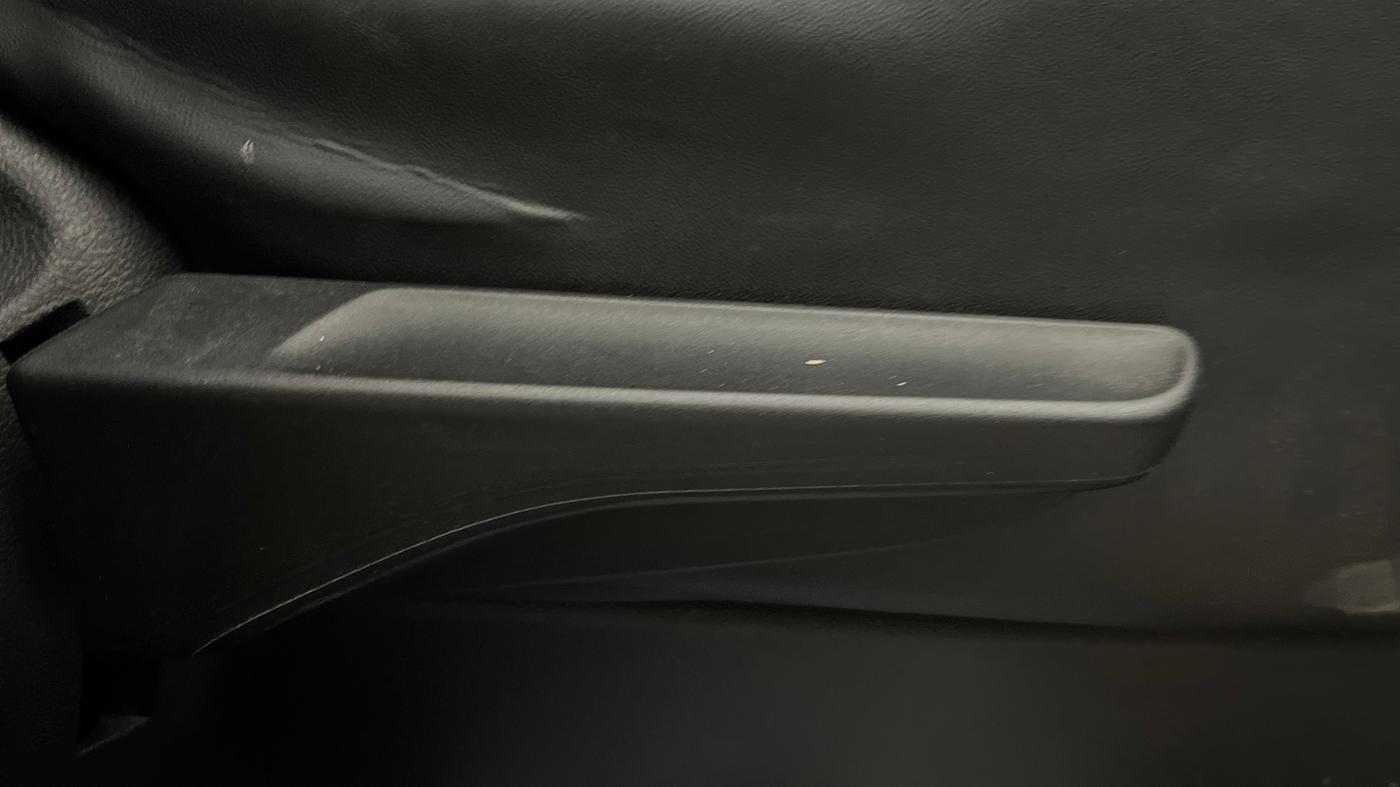 2022 Volkswagen VIRTUS HIGHLINE TSI 1.0 AT, Petrol, Automatic, 66,880 km, Driver Side Adjustment Panel