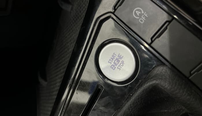 2022 Volkswagen VIRTUS HIGHLINE TSI 1.0 AT, Petrol, Automatic, 66,880 km, Keyless Start/ Stop Button