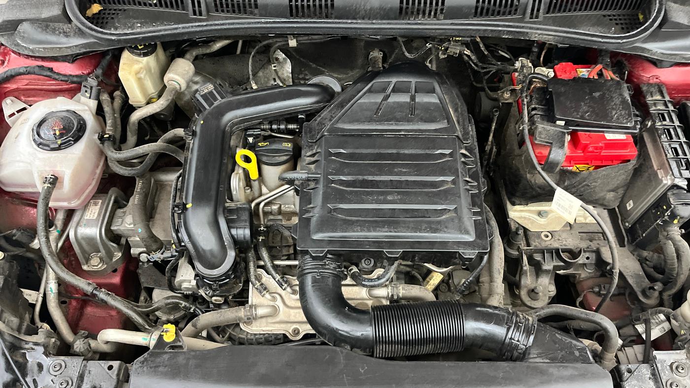 2022 Volkswagen VIRTUS HIGHLINE TSI 1.0 AT, Petrol, Automatic, 66,880 km, Engine View