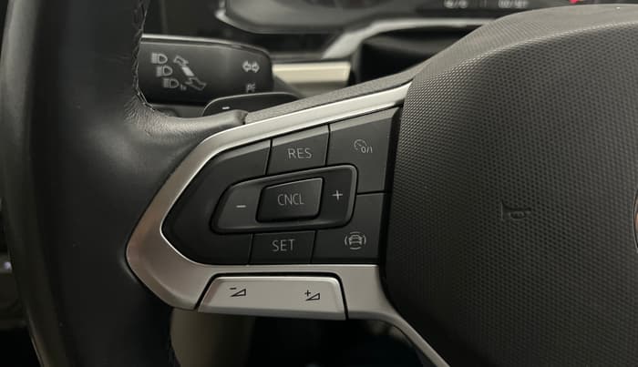 2022 Volkswagen VIRTUS HIGHLINE TSI 1.0 AT, Petrol, Automatic, 66,880 km, Adaptive Cruise Control