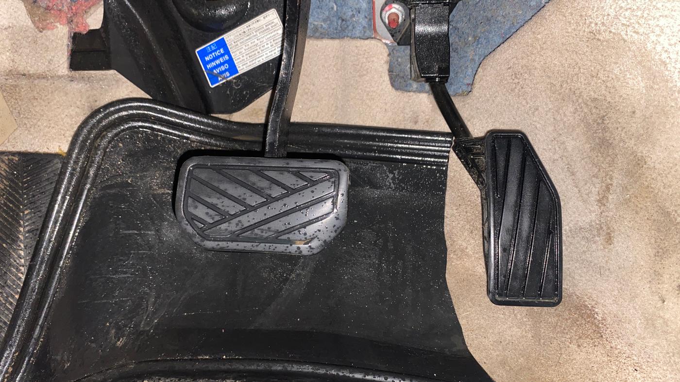 2017 Maruti Dzire ZXI AMT, Petrol, Automatic, 55,772 km, Pedals