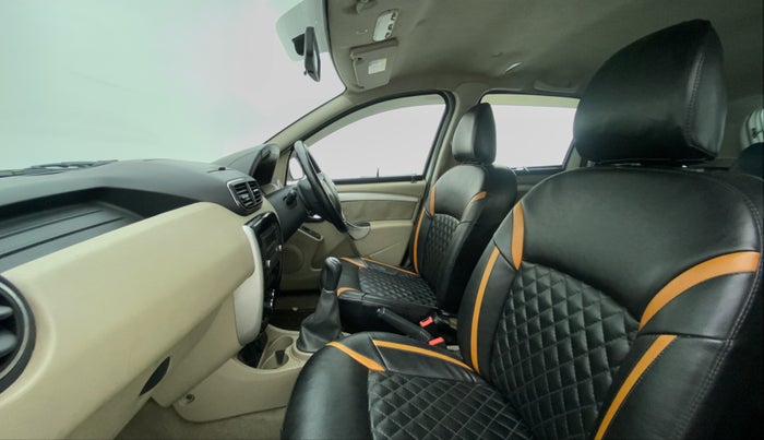 2014 Nissan Terrano XL P, Petrol, Manual, 54,533 km, Right Side Front Door Cabin