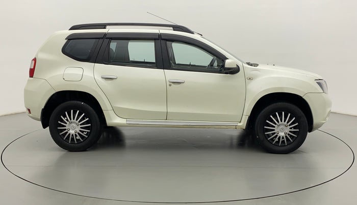 2014 Nissan Terrano XL P, Petrol, Manual, 54,533 km, Right Side View