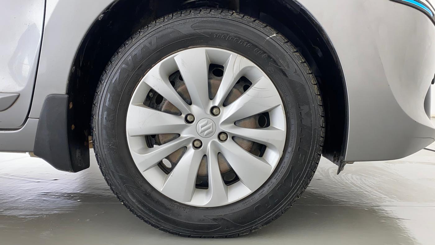 2017 Maruti Baleno DELTA PETROL 1.2, Petrol, Manual, 37,706 km, Right Front Wheel