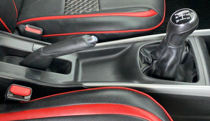 2017 Maruti Baleno DELTA PETROL 1.2, Petrol, Manual, 37,706 km, Gear Lever