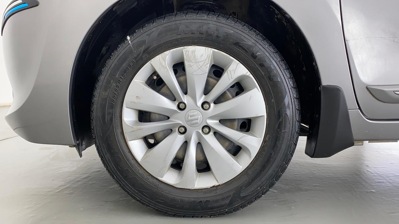 2017 Maruti Baleno DELTA PETROL 1.2, Petrol, Manual, 37,706 km, Left Front Wheel