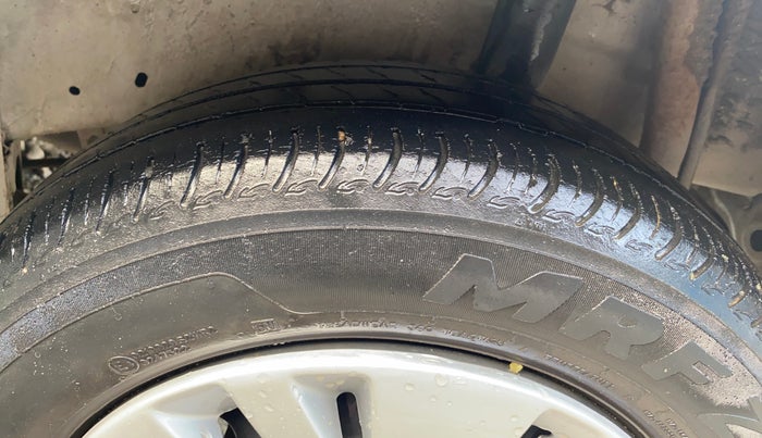 2016 Maruti Celerio VXI AMT, Petrol, Automatic, 1,43,989 km, Left Rear Tyre Tread