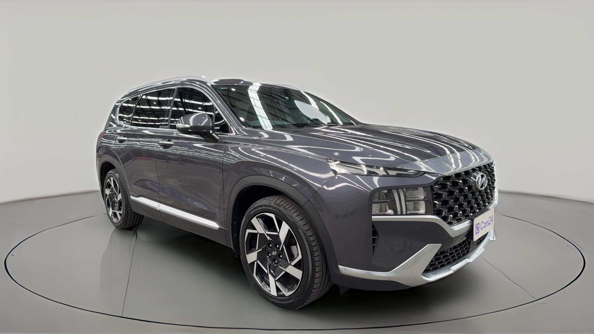 Hyundai Santa Fe image