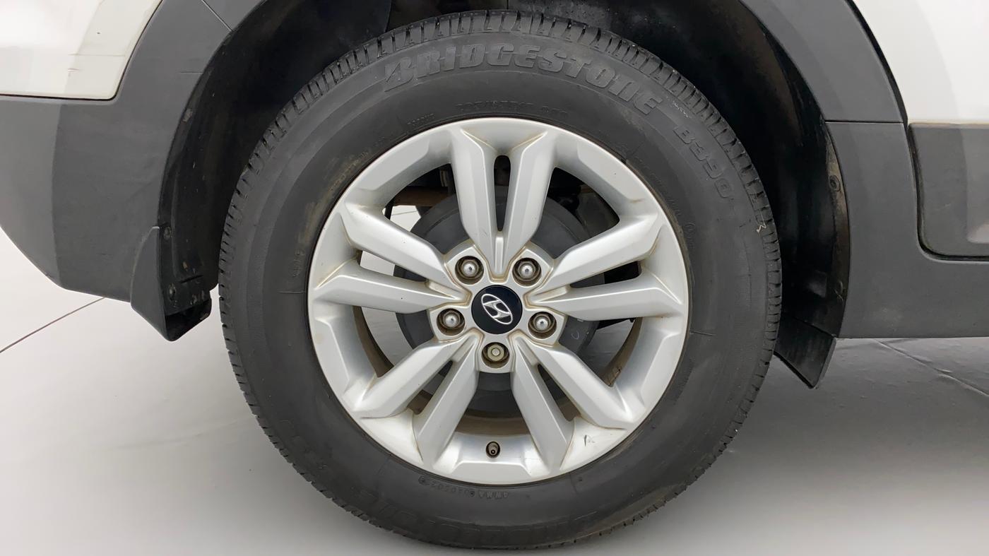 2016 Hyundai Creta SX PLUS 1.6 PETROL, Petrol, Manual, 63,975 km, Right Rear Wheel