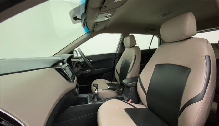 2016 Hyundai Creta SX PLUS 1.6 PETROL, Petrol, Manual, 63,975 km, Right Side Front Door Cabin