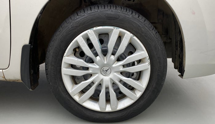 2016 Maruti Wagon R 1.0 VXI, Petrol, Manual, 57,421 km, Right Front Wheel