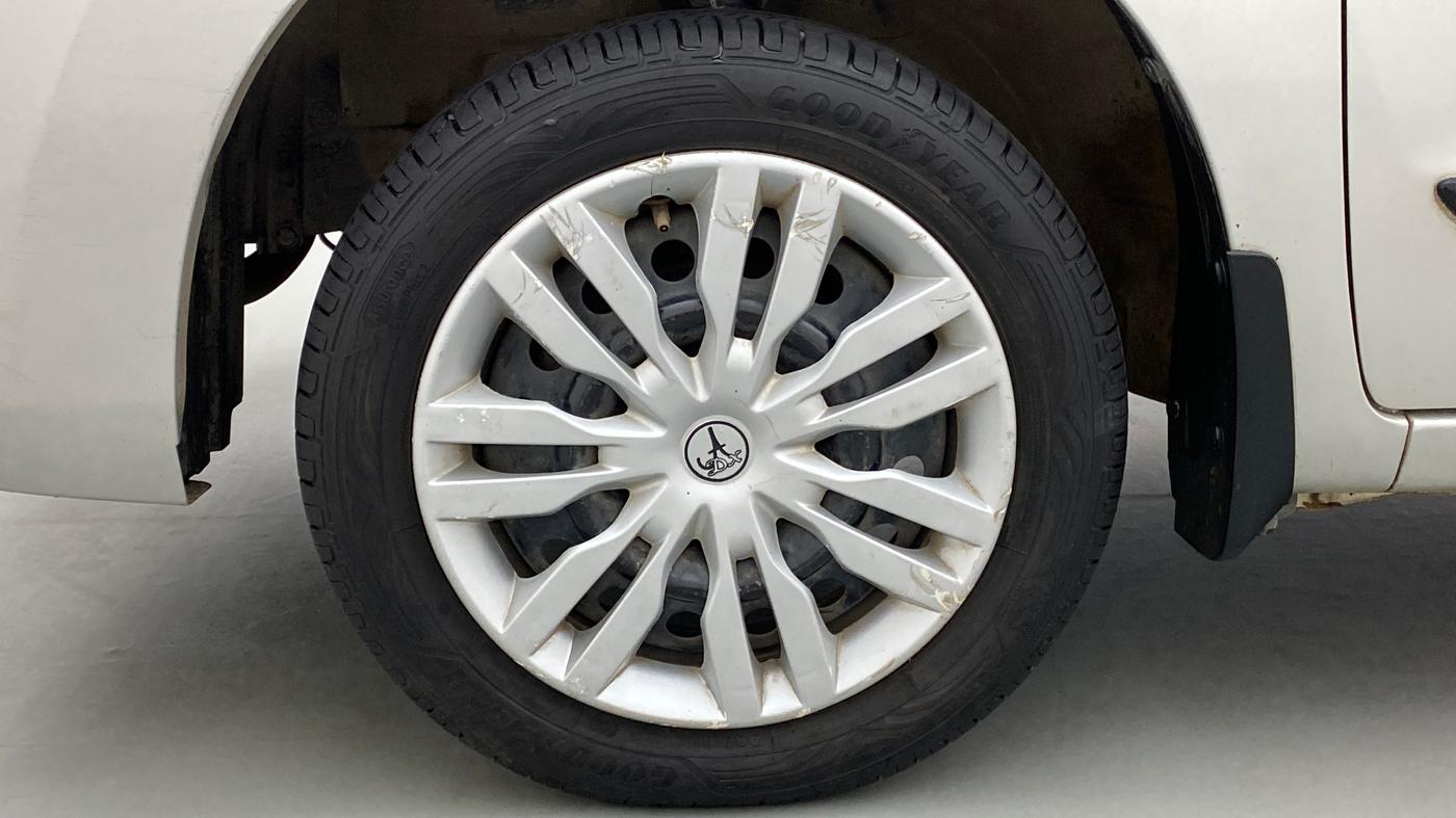 2016 Maruti Wagon R 1.0 VXI, Petrol, Manual, 57,421 km, Left Front Wheel