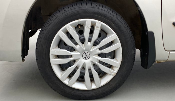 2016 Maruti Wagon R 1.0 VXI, Petrol, Manual, 57,421 km, Left Front Wheel