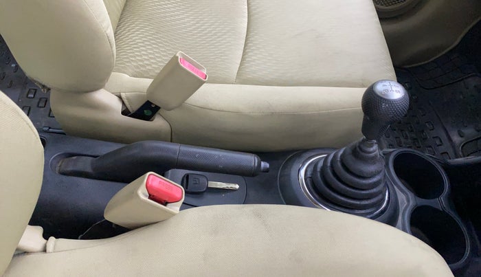 2014 Honda Amaze 1.2L I-VTEC S, Petrol, Manual, 16,371 km, Gear Lever