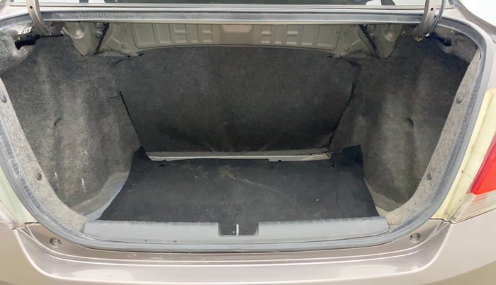 2014 Honda Amaze 1.2L I-VTEC S, Petrol, Manual, 16,371 km, Boot Inside