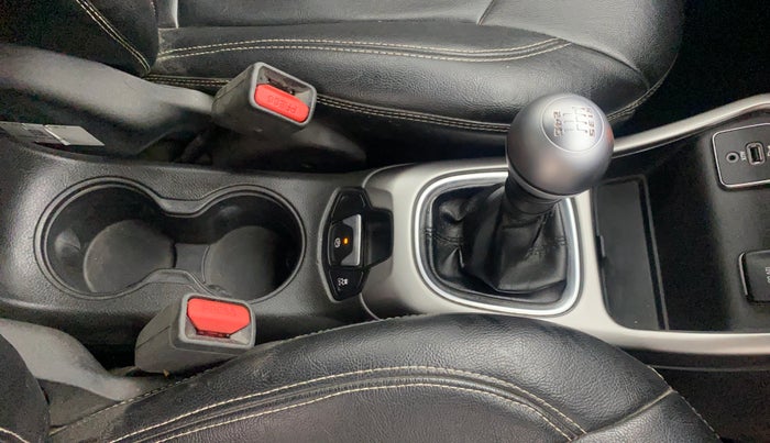 2018 Jeep Compass LONGITUDE 2.0 DIESEL, Diesel, Manual, 63,733 km, Gear Lever