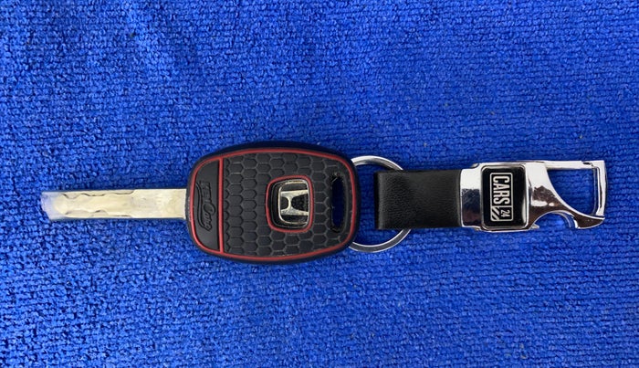 2018 Honda Brio S(O) MT, Petrol, Manual, 47,877 km, Key Close Up