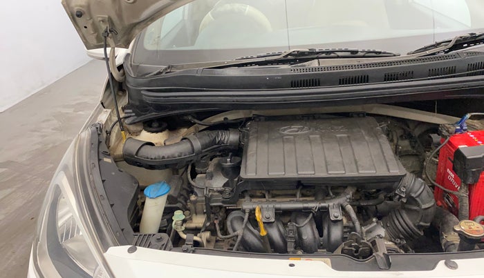 2017 Hyundai Xcent SX 1.2, Petrol, Manual, 89,636 km, Engine View - Right