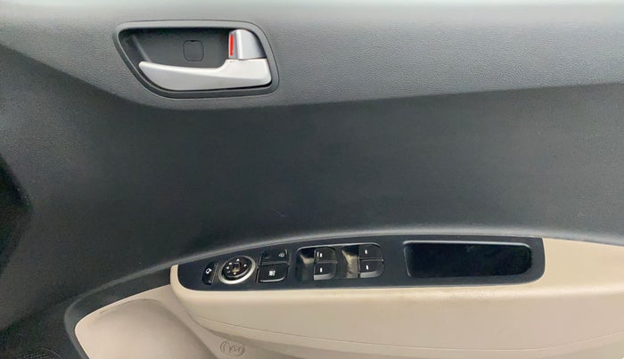 2017 Hyundai Xcent SX 1.2, Petrol, Manual, 89,636 km, Driver Side Door Panels Control