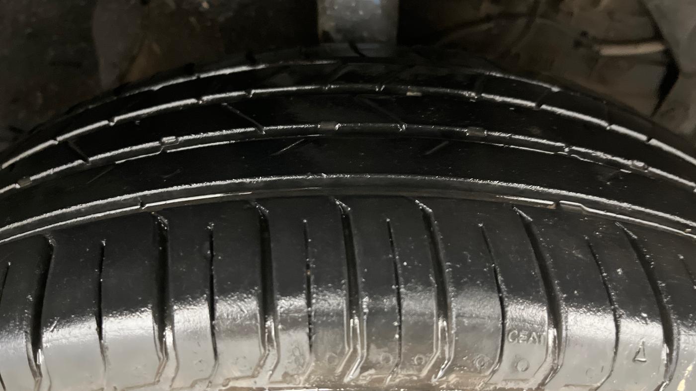 2019 Maruti Vitara Brezza VDI, Diesel, Manual, 89,741 km, Right Front Tyre Tread