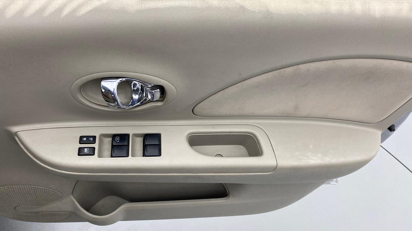 2010 Nissan Micra XV PETROL, Petrol, Manual, 17,870 km, Driver Side Door Panels Control