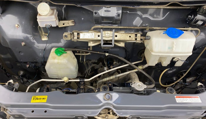 2016 Maruti Eeco 5 STR WITH A/C+HTR, Petrol, Manual, 21,249 km, Engine View