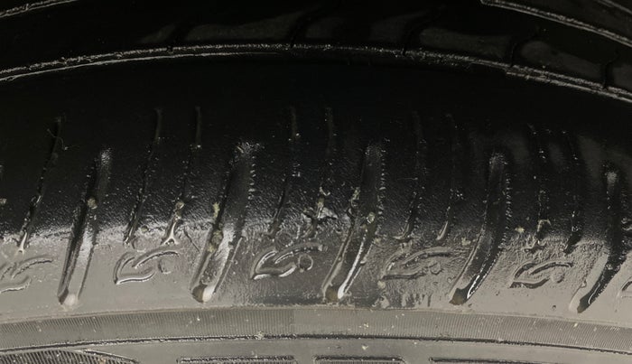 2021 Hyundai VENUE SX PLUS 1.0 TURBO DCT, Petrol, Automatic, 88,218 km, Left Rear Tyre Tread