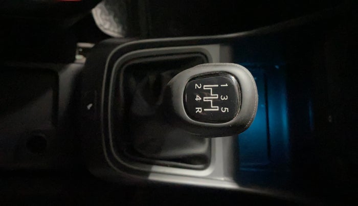 2024 Tata ALTROZ XM PLUS PETROL, Petrol, Manual, 42,048 km, Gear Lever